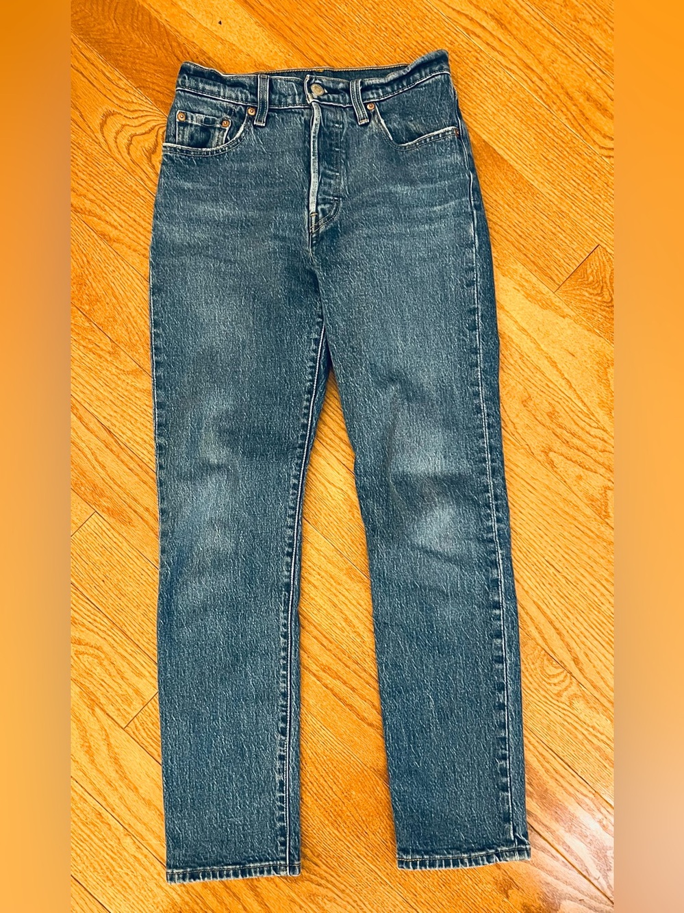 Levi’s Medium Wash 501 Jeans | 25 x 30